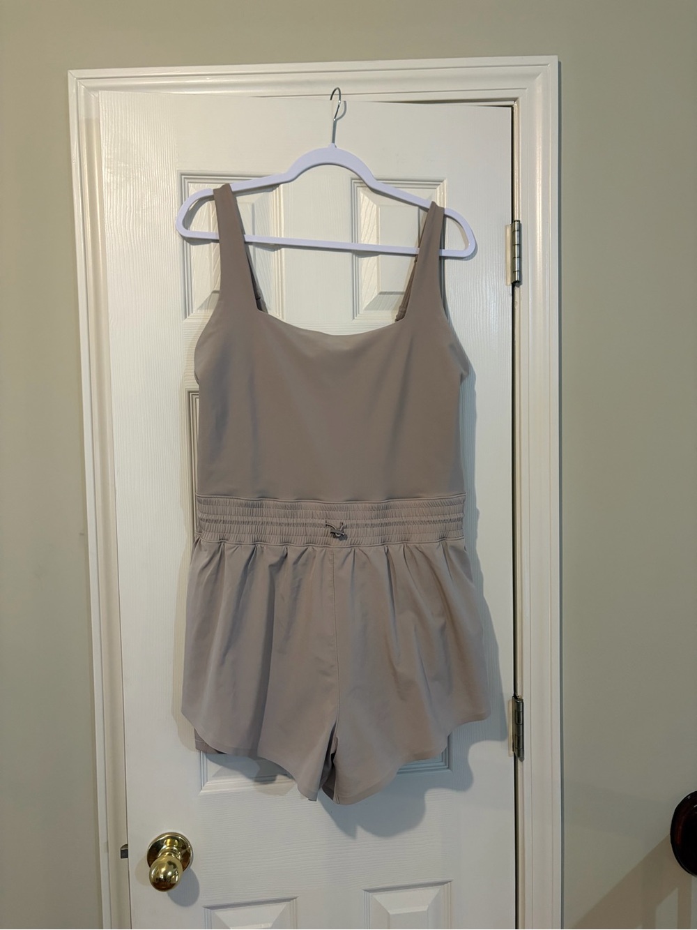 Abercrombie Fitch YPB Smocked Romper XL Taupe